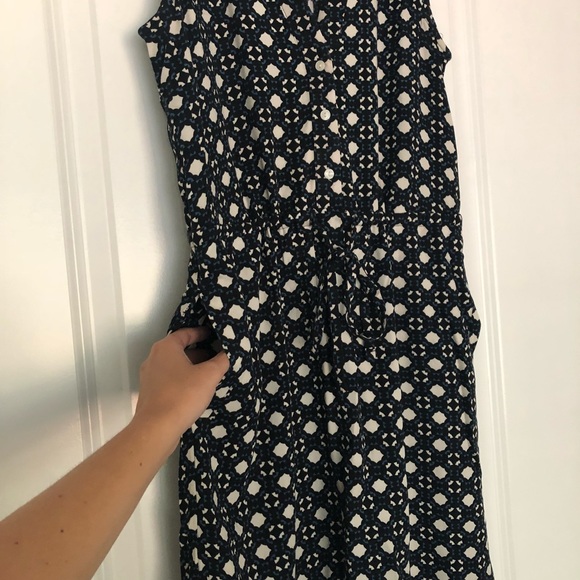 LOFT Tie Waist Dress with Pockets! size XS - Picture 5 of 7